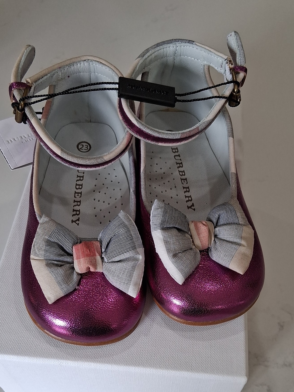 New Burberry Metallic Magenta Girls' Bow Strap Mary Janes
